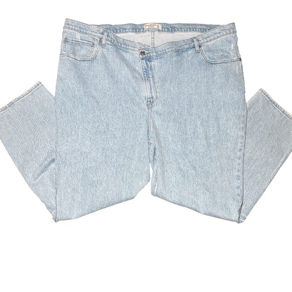 Abercrombie & Fitch ’90s Straight Ultra High Rise Jeans Light Wash Size 24R NWT - Picture 1 of 6